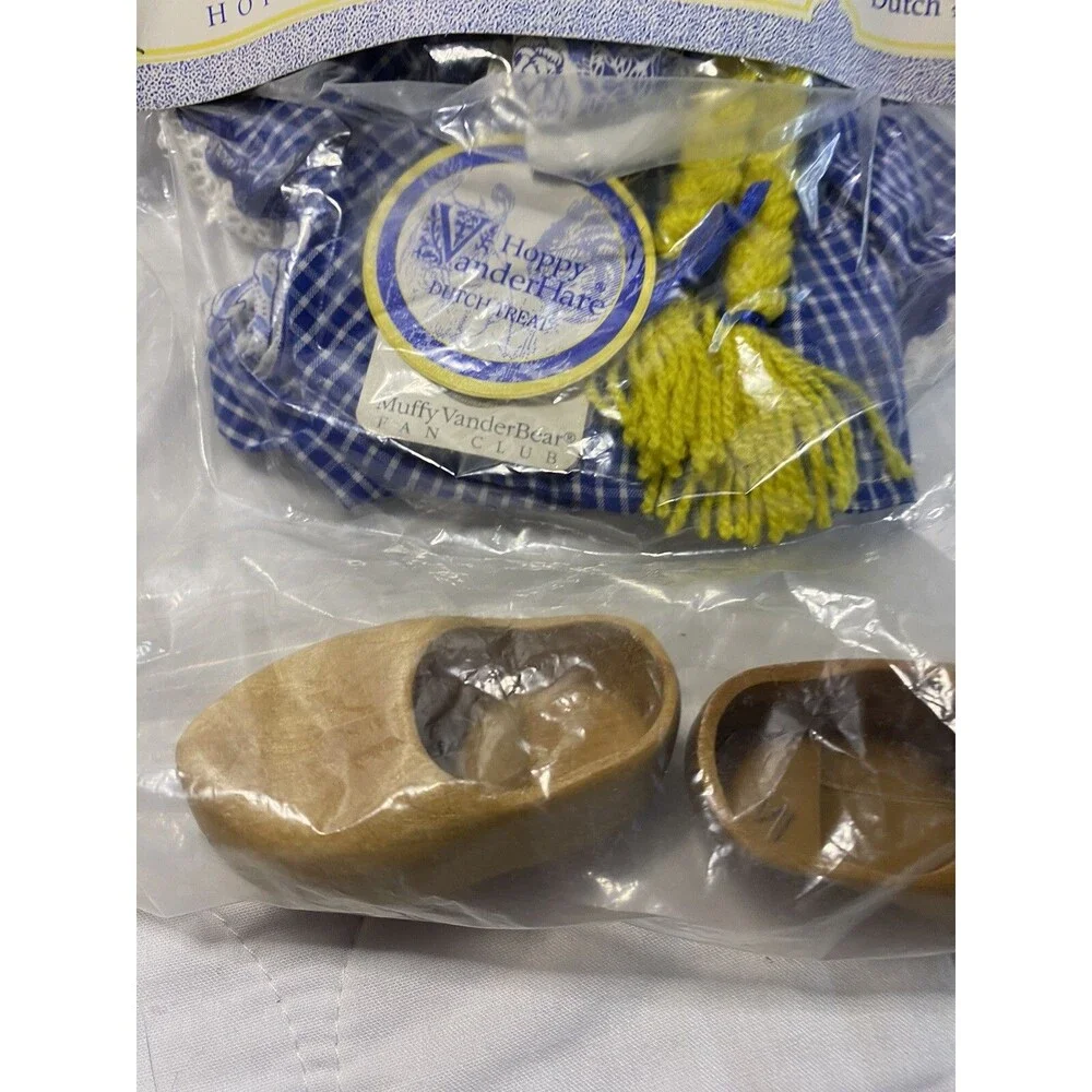 The Muffy Collection HOPPY VANDERHARE Dutch Treat Outfit + Wooden Shoes 1991